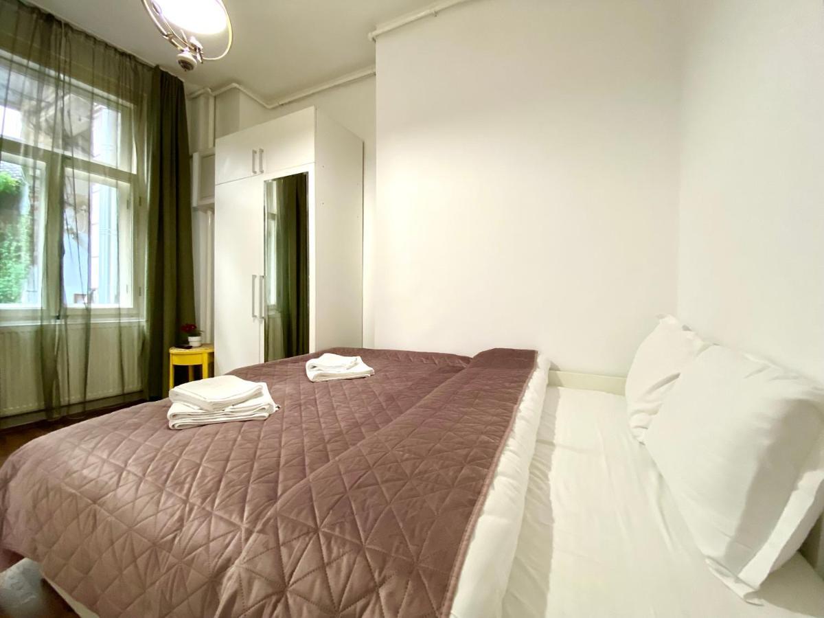 Republique Family Apartment Brasov Exterior photo