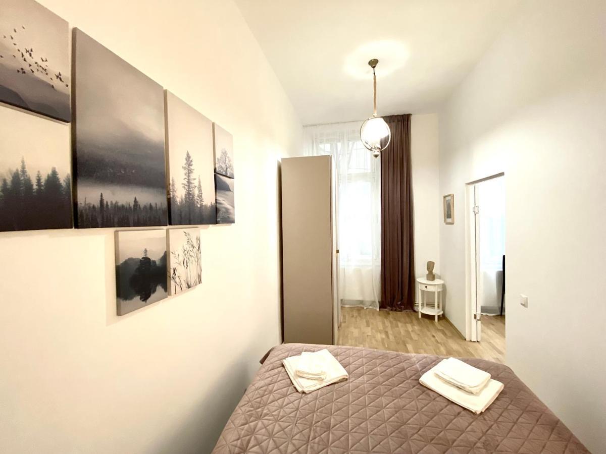 Republique Family Apartment Brasov Exterior photo
