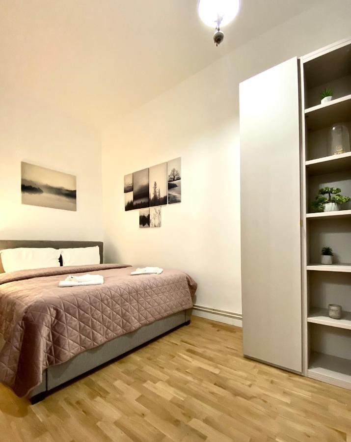 Republique Family Apartment Brasov Exterior photo
